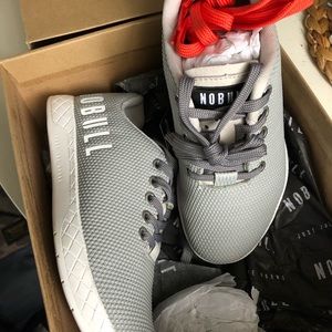 No Bull Superfabric Trainer in grey.